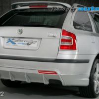 Difuzor zadního nárazníku s bočními spoilery pro lak - combi 