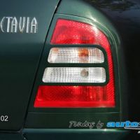 Rámeček zadních světel - pro lak 